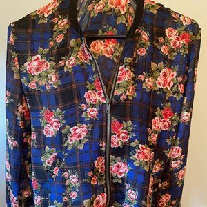 Zip Up Long Sleeved Shirt